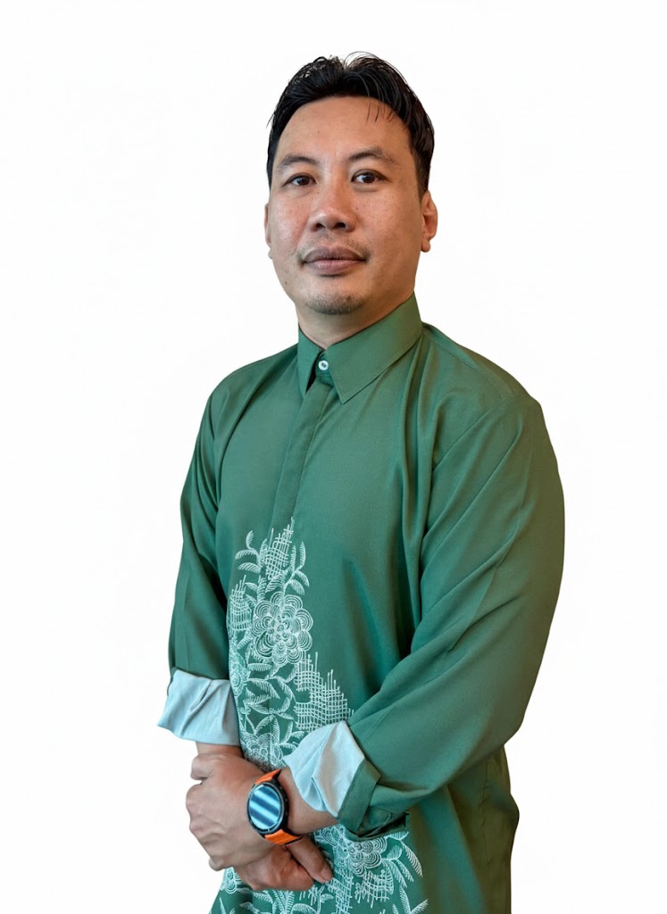 NUR ADAM MAXIMILLIAN